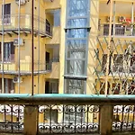 In Coorte Di Prestigio, Tra Milano Centro, City Life E Metropolitana A Due Passi